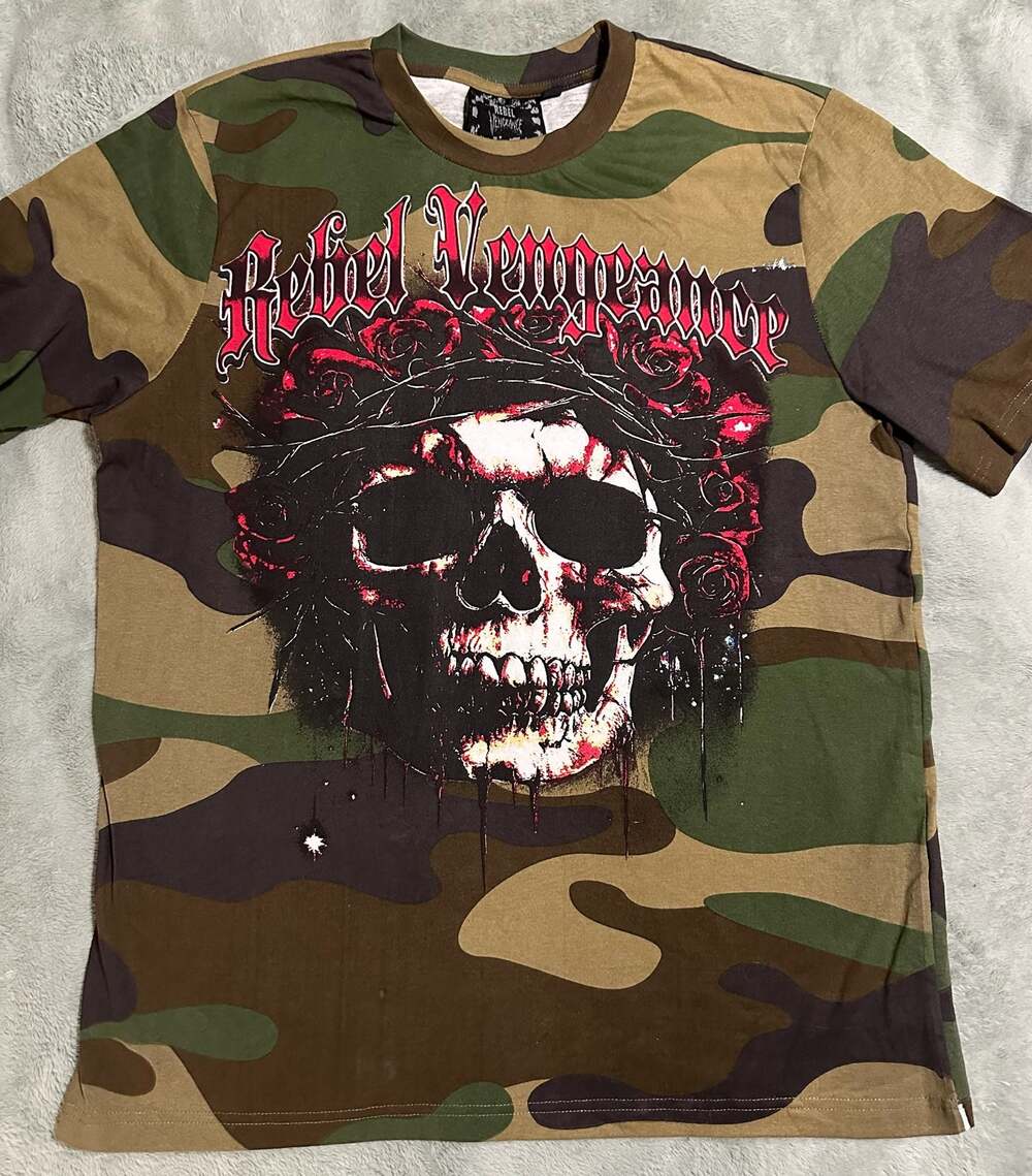 Rebel Vengeance Camouflage Graphic Skull T-Shirt, Size Large